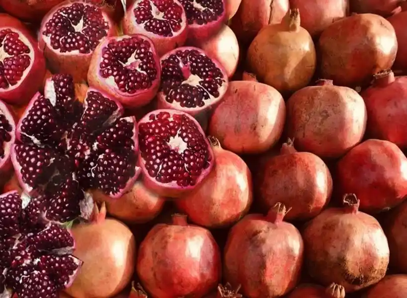 Fresh Afghan pomegranates from Kandahar
